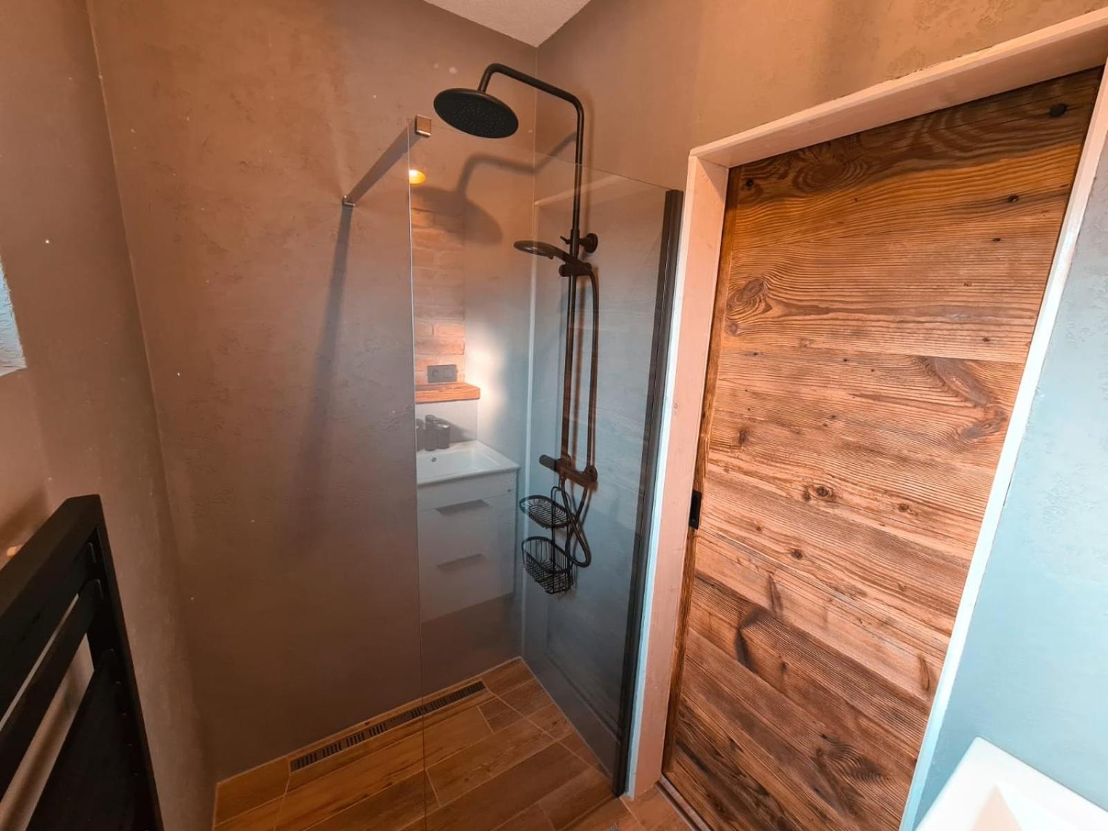 Liptovalley- Mobilne Domy S Wellnessom Liptovská Kokava Exteriör bild